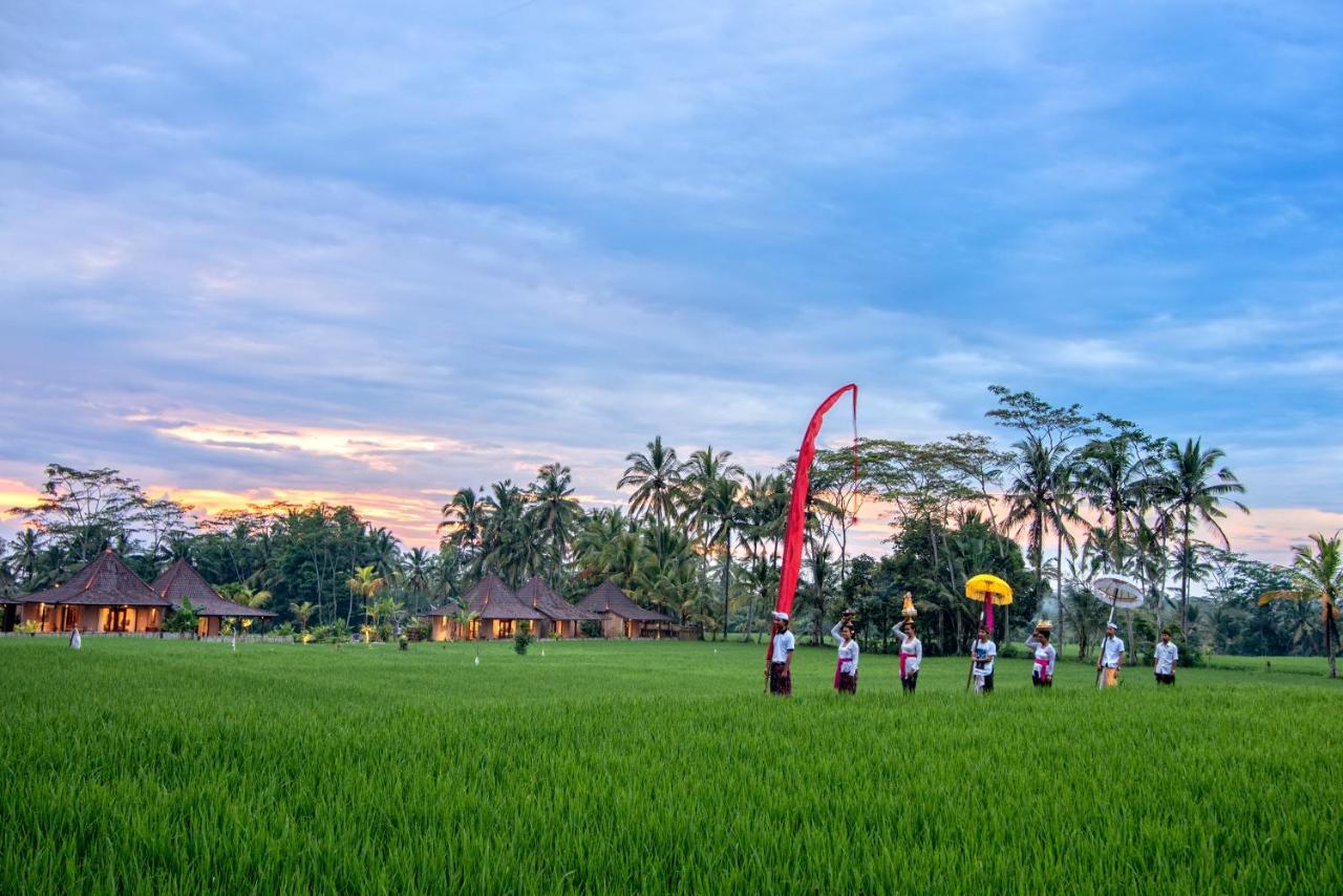Intan Villa & Suite Ubud Exterior foto